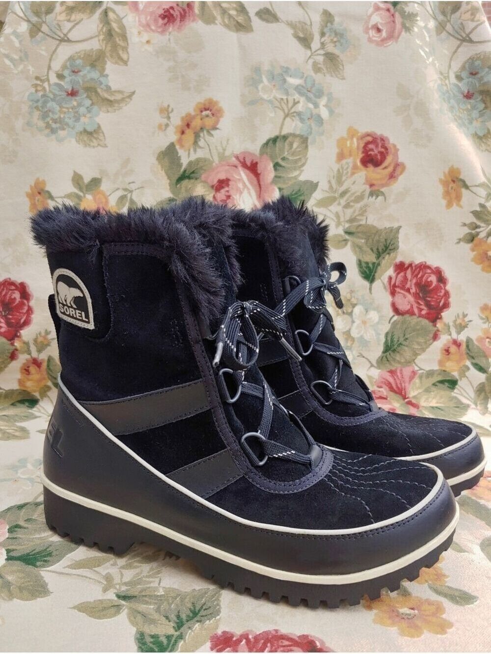 Sorel Tivoli II Women's Black Suede Waterproof Winter Boots size 8